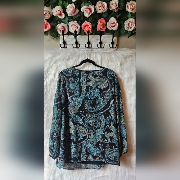 Roz & Ali Dark Skies Paisley Long Sleeve Tunic - Picture 5 of 6